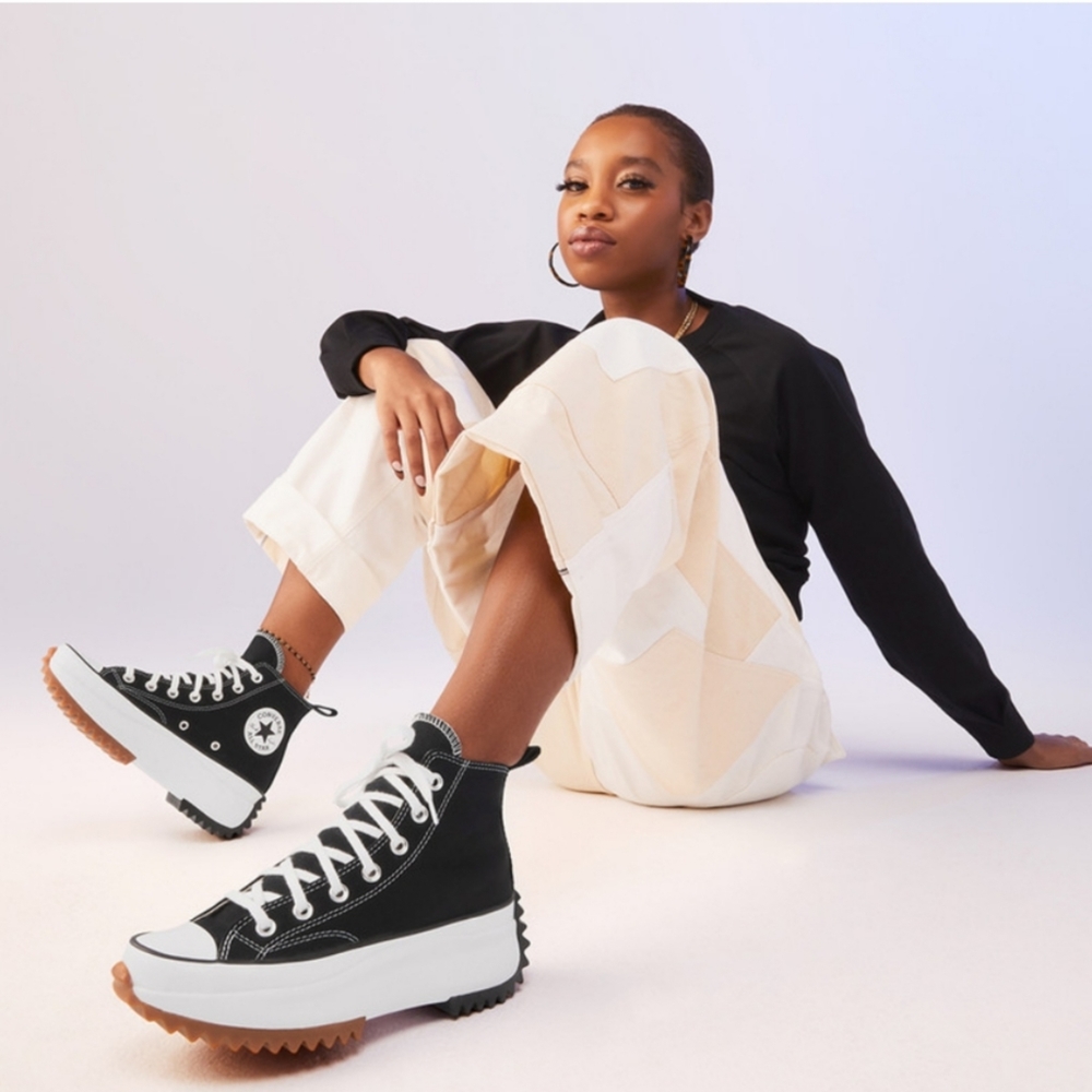 Urban Outfitters Converse RUN STAR HIKE SNEAKERS - Picture 7 of 12